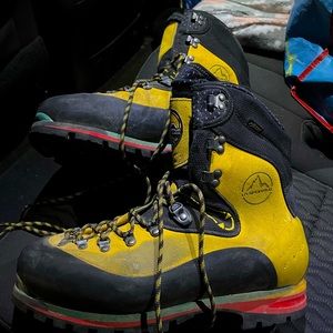 La Sportiva leather hiking boots men 11.5